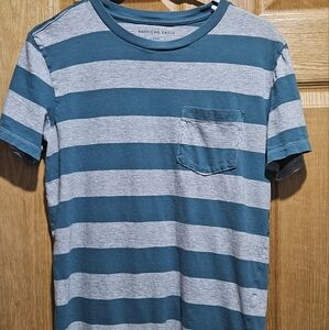 American Eagle Outfitters Blue and Gray Short Sleeve Tee